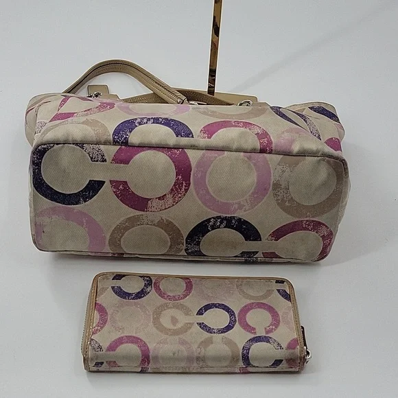 Coach Multicolor Signature Tote and Wallet Set - Picture 6 of 16